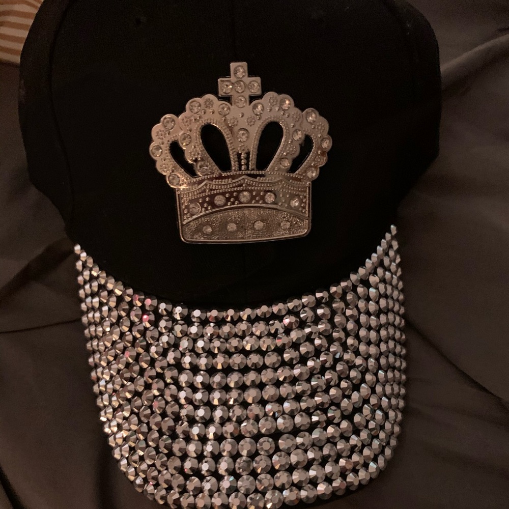 Queen hat
